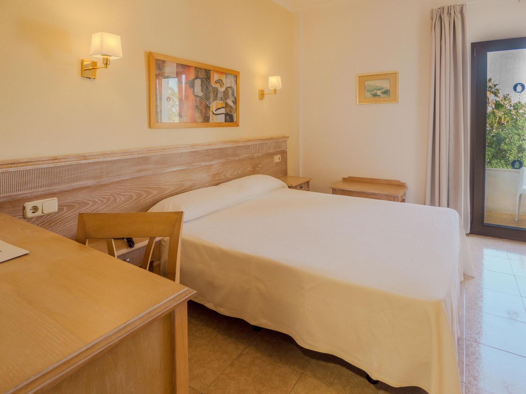 Hotel Santa Maria Playa Кала Миллор Экстерьер фото